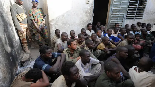 5 ans de prison pour l'ex gouverneur de Doba limogé puis remis à la justice ainsi que 5 gendarmes également condamnés à de lourdes peines.