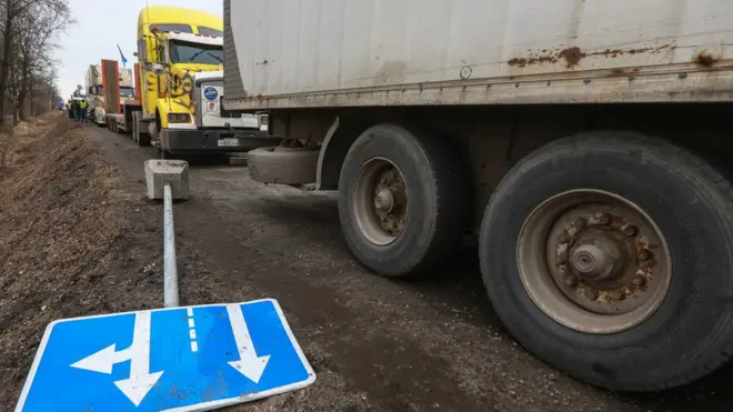 Организаторы стачки заявляли, что в акциях протеста против "Платона" примут участие не менее 10 тысяч человек