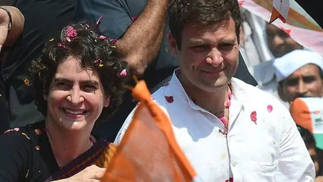 भाई राहुल गांधी के साथ प्रियंका भी चुनाव प्रचार करने पहुंची थीं.