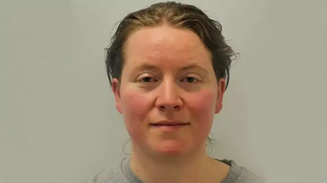 Jemma Mitchell selalu menjawab "tak ada komentar" selama pemeriksaan polisi.