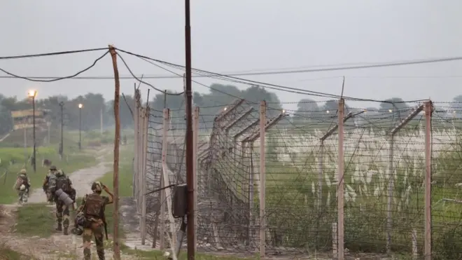 حملے کا تازہ واقعہ انڈیا اور پاکستان کے درمیان جموں کے علاقے میں اکھنور میں پیش آیا ہے