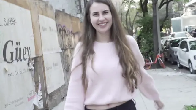 نينا هي نجمة مواقع التواصل الاجتماعي في المكسيك لديها 2.7 مليون متابع على موقع TikTok