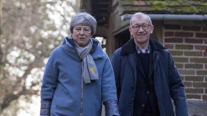 英國首相特蕾莎·梅給保守黨議員寫信，呼籲團結在她協商的脫歐協議周圍。