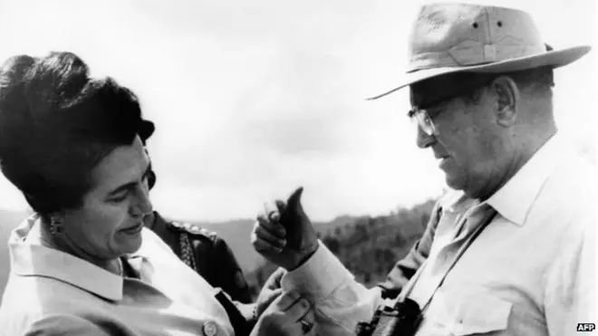 Sa Titom je dosta putovala i upoznala gotovo sve svetske lidere i kraljeve druge polovine 20. veka