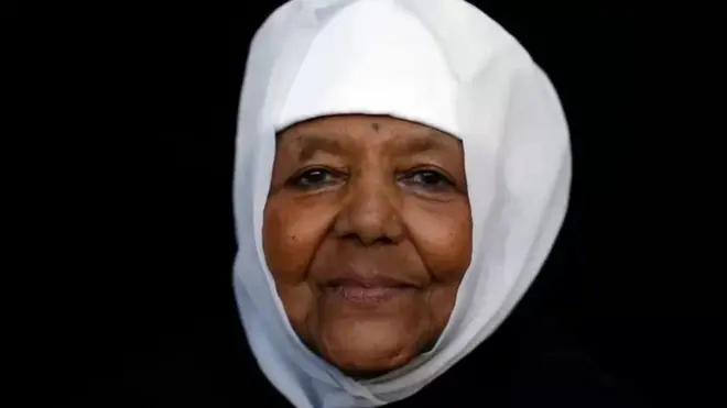ተጻዋቲት ፒያኖ እማሆይ ጽጌ ማርያም ገብሩ