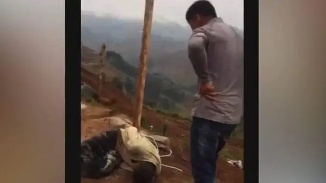 ብተግባራቱ ዝተቖጥዑ ሰራሕተኛታቱ እቲ መግረፍቲ ብቪድዮ ብምቕዳሕ ኣብ ማሕበራዊ መራኸቢኣት ዘርጊሖሞ