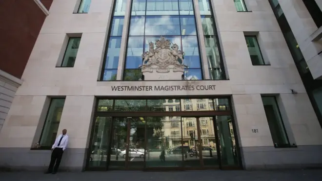 Дело Шуппе, как и все другие дела об экстрадиции, рассматривает Магистратский суд Вестминстера