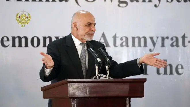 اشرف غنی رئیس جمهوری افغانستان از همسایگانش خواست نگران اعمار بندهای آب در افغانستان نباشند