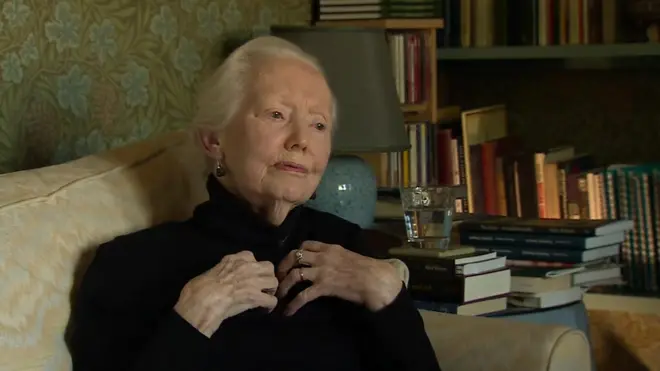 Мэри Хобсон