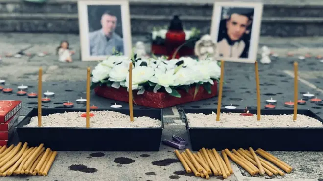 Fotografije Dženana Memića i Davida Dragičevića sa protesta u Jajcu, avgust 2018.