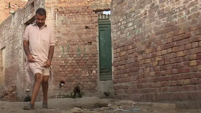 ’یہ پانی نہیں تیزاب ہے‘