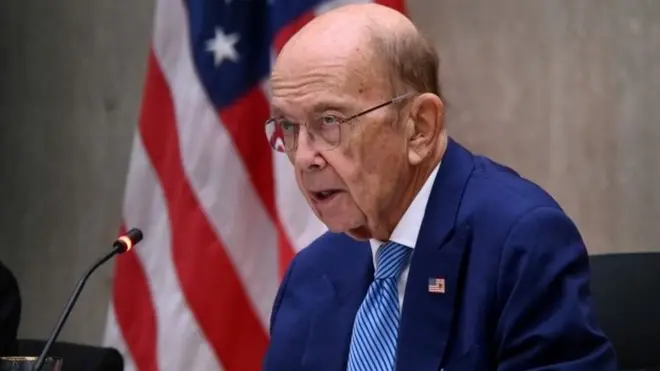 Những người bị TQ nhắm tới gồm cựu Bộ trưởng Thương mại Hoa Kỳ, Wilbur Ross