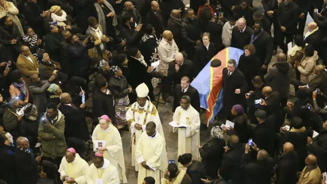 Gushingurwa kwa Etienne Tshisekedi ntikwumvikanwako