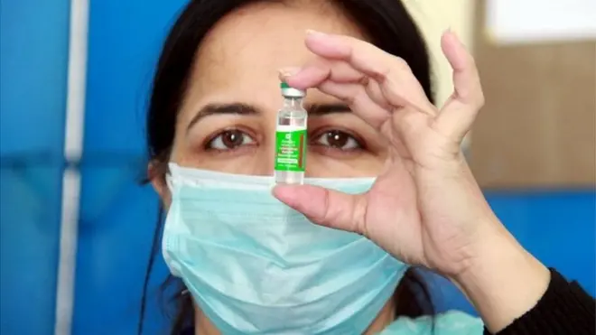 अब भारत में कोरोना की वैक्सीन लगाई जा रही है