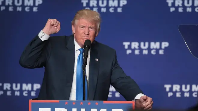 По мнению Трампа, проблема российско-американских отношений в том, что руководство США слишком часто оскорбляет Путина