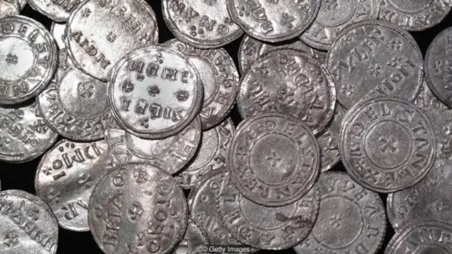 Barang-barang termahal di dunia tak hanya didominasi logam mulia, tapi juga produk yang kita konsumsi sehar-hari.