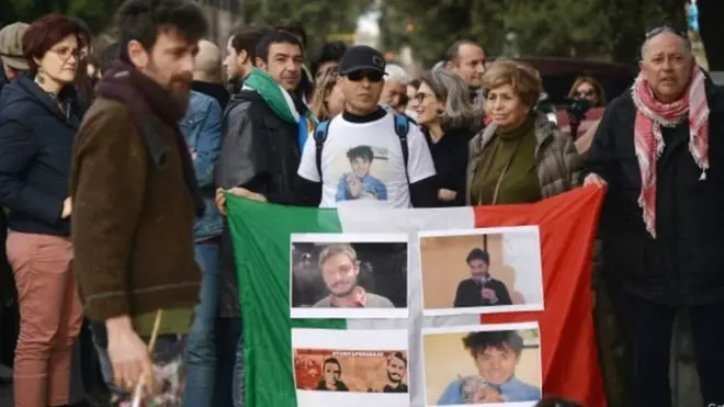 نُظمت عدة وقفات للمطالبة بالكشف عن حقيقة ملابسات مقتل ريجيني