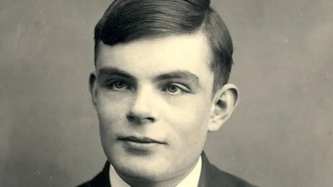 реабили тации математика Алана Тьюринга добивалиь несколько лет, теперь решение о реабилитации распространится на всех осужденных за гомосексуализм мужчин