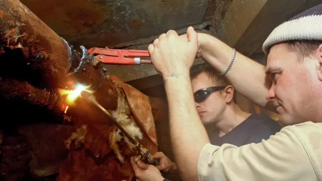 В России несколько миллионов самозанятых оказывают строительные услуги, делают ремонты и занимаются прочей работой