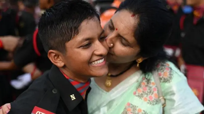 ఆర్మీ, ఎయిర్ పోర్స్, నేవీ