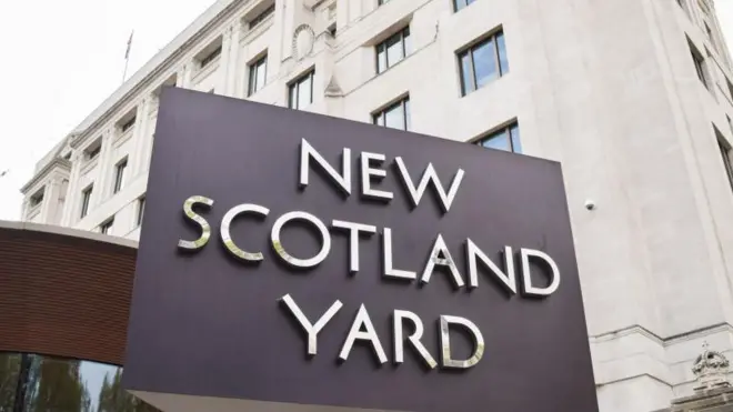 New Scotland Yard foto