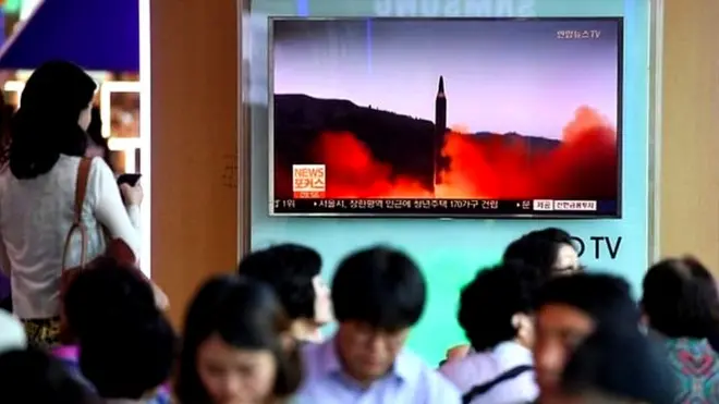 جنوبی کوریا کی فوج کا کہنا ہے کہ یہ میزائل 770 کلومیٹر کی بلندی پر گیا اور اس نے تقریباً 3700 کلومیٹر کا فاصلہ طے کیا