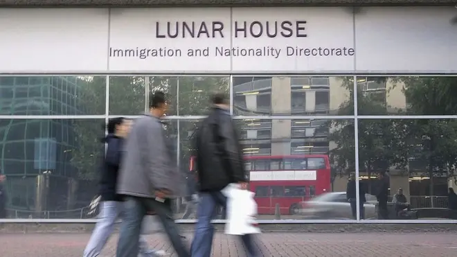 Đơn xin tị nạn được xét duyệt tại Lunar House ở Croydon, phía nam London