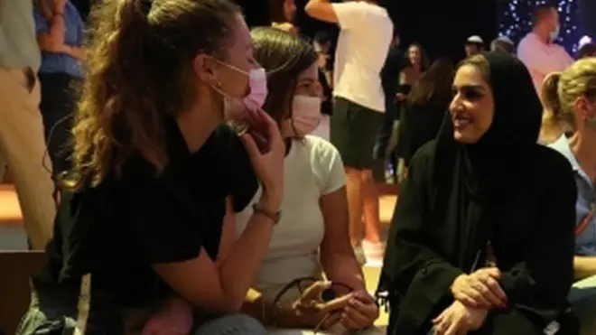 دبئی ایکسپو 2021 میں شامل خواتین