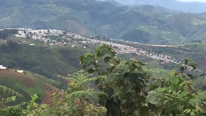 Impunzi ziri mu nkambi ya Kiziba mu burengerazuba bw'u Rwanda zivuga ko zitinya ifatwa ry'abayobozi bazo