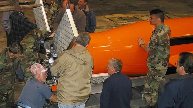 د امریکا تر ټولو زورور بم"لسګونه داعشیان" وژلي