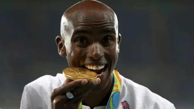 Mo Faarax oo qaniinaya billadda dahabka ee uu ku guulaystay