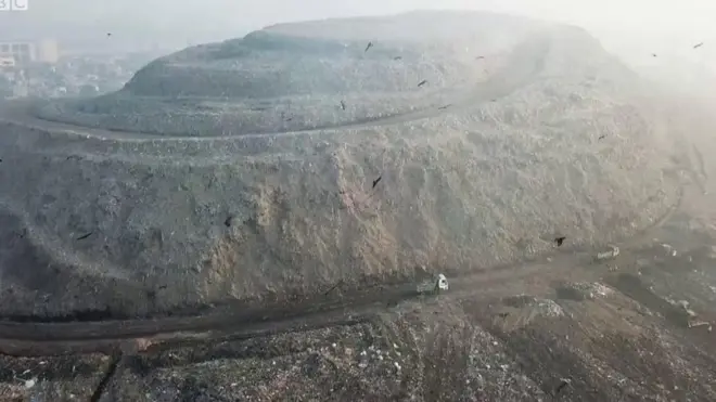 کچرے کا پہاڑ