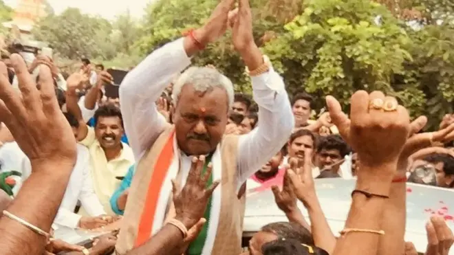 कर्नाटक: 'इस्तीफा दिया है, लेकिन कांग्रेस में ही हूं'