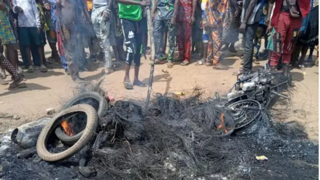 Ajoku awọn afurai naa