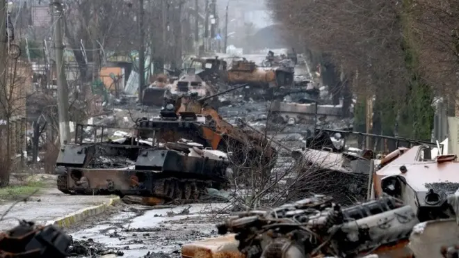 พบศพพลเรือนจำนวนมากตามท้องถนนของเมืองบูชา (Bucha) ใกล้กรุงเคียฟ