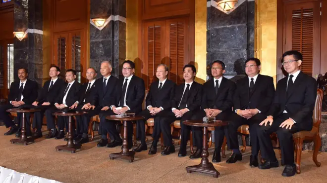 นายก การเมือง พลังประชารัฐ