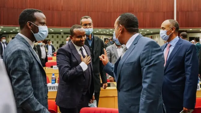 ጠቅላይ ሚንስትር ዐብይ በትናንቱ ውይይት ላይ በተሳታፊነት ተገኝተዋል።