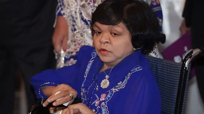 Klien Swe Swe Win di antaranya adalah para menteri, pengusaha, dan eks pemimpin Myanmar Than Swe dan mantan PM Thaniland, Thaksin Shinawatra.