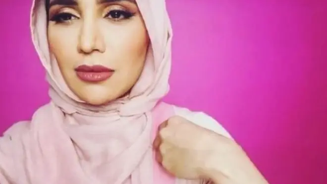 اعتذرت أمينة بسبب تغريدات اعتبرت مناهضة لإسرائيل