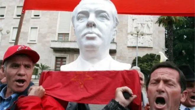 霍查独裁统治40多年，阿尔巴尼亚闭关锁国