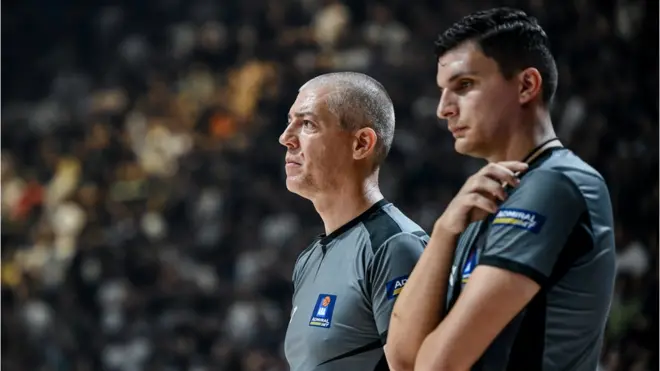 Sudije su bile pod velikim pritiskom tokom plejofa ABA lige između Crvene zveezde i Partizana