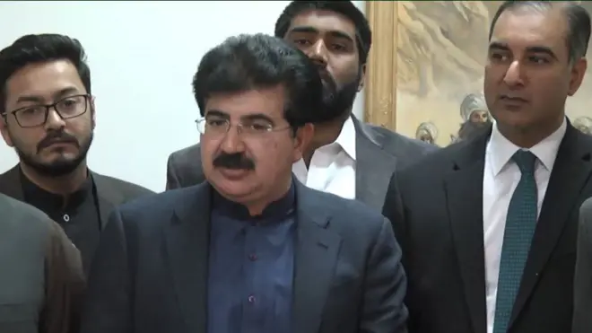 صادق سنجرانی کا عوامی سیاست سے کبھی کوئی تعلق نہیں رہا بلکہ ان کی پہچان ایک بزنس مین کی ہے