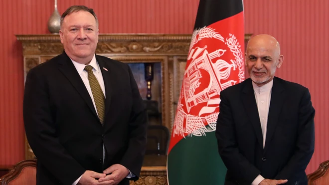 ولسمشر غني دوشنبه ناوخته د امریکا د بهرنیو چارو له وزیر مایک پومپیو سره غږېدلی