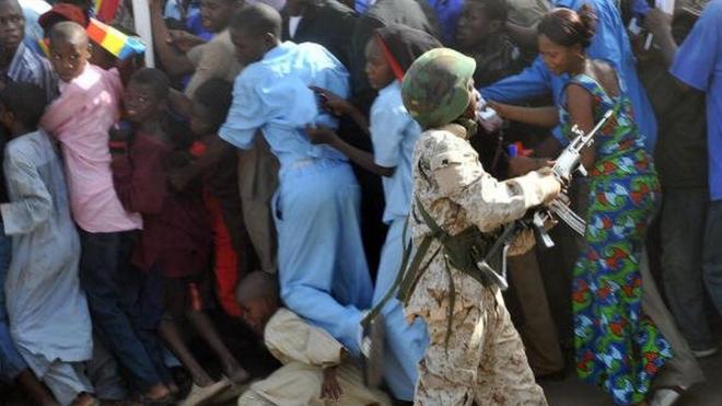 Des manifestants dispersés par la police à Ndjamena en 2009