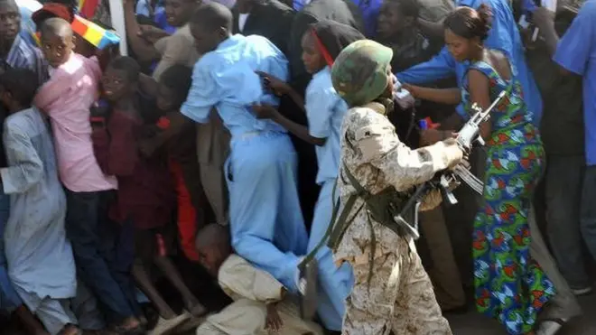 Des manifestants dispersés par la police à Ndjamena en 2009