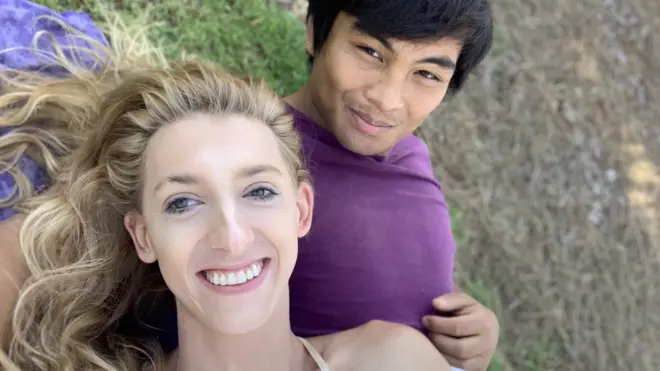 Daniella fi Joosh alatti bahuun caama keessa taa'u