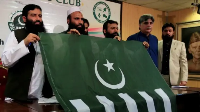 ملی مسلم لیگ کا بینر