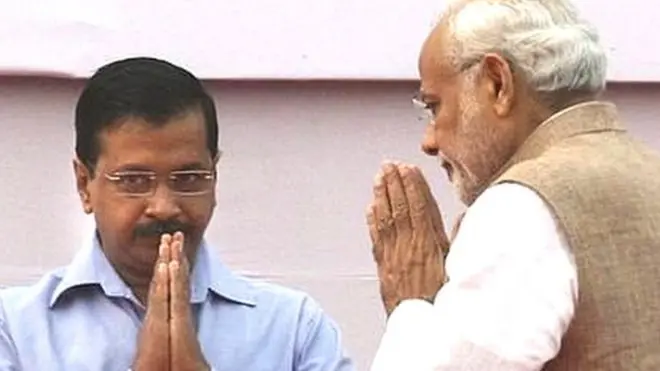 मोदी केजरीवाल