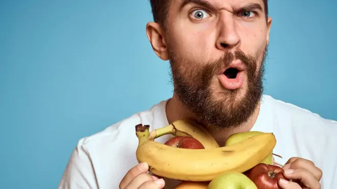 Чоловік з бананом