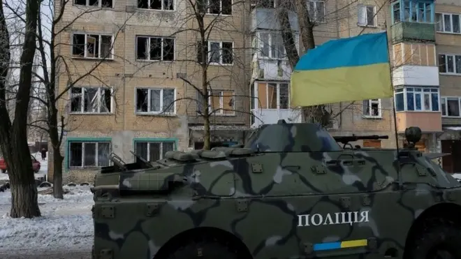 ټاکلې ده، دواړه لوري روانه اونۍ کې د جګړې له لومړۍ کرښې خپلې درنې وسلې هم شاته کړي.